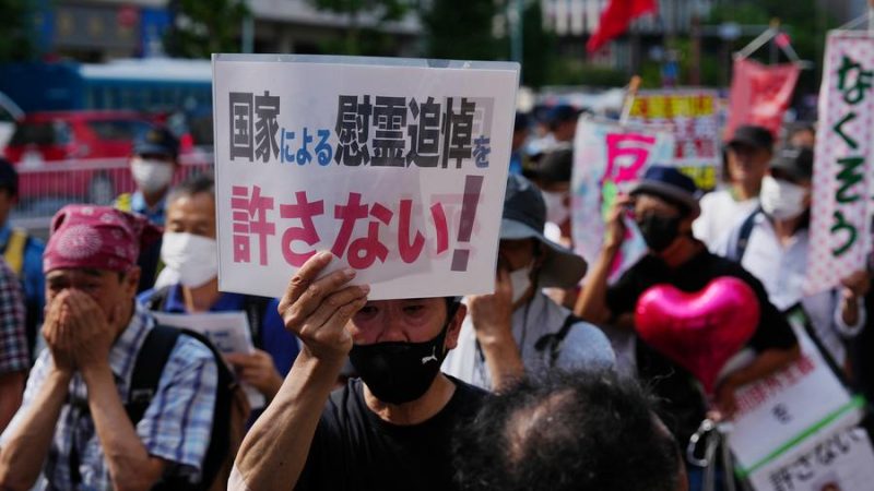 Política do esquecimento: como a direita japonesa busca encobrir agressões de tempos de guerra