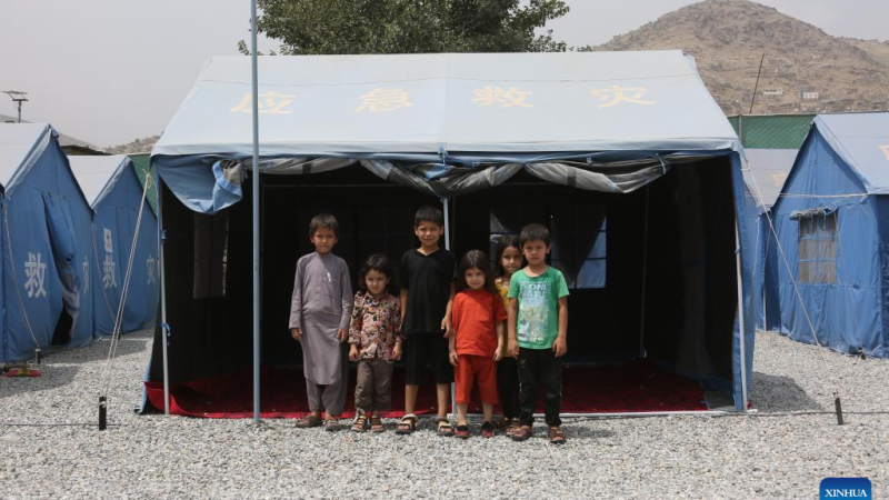 Destaque: Apoio humanitário e educacional da China impulsiona recuperação do Afeganistão