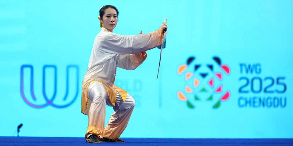 Medalhista chinesa de ouro nos Jogos Mundiais espera que Wushu entre nas Olimpíadas