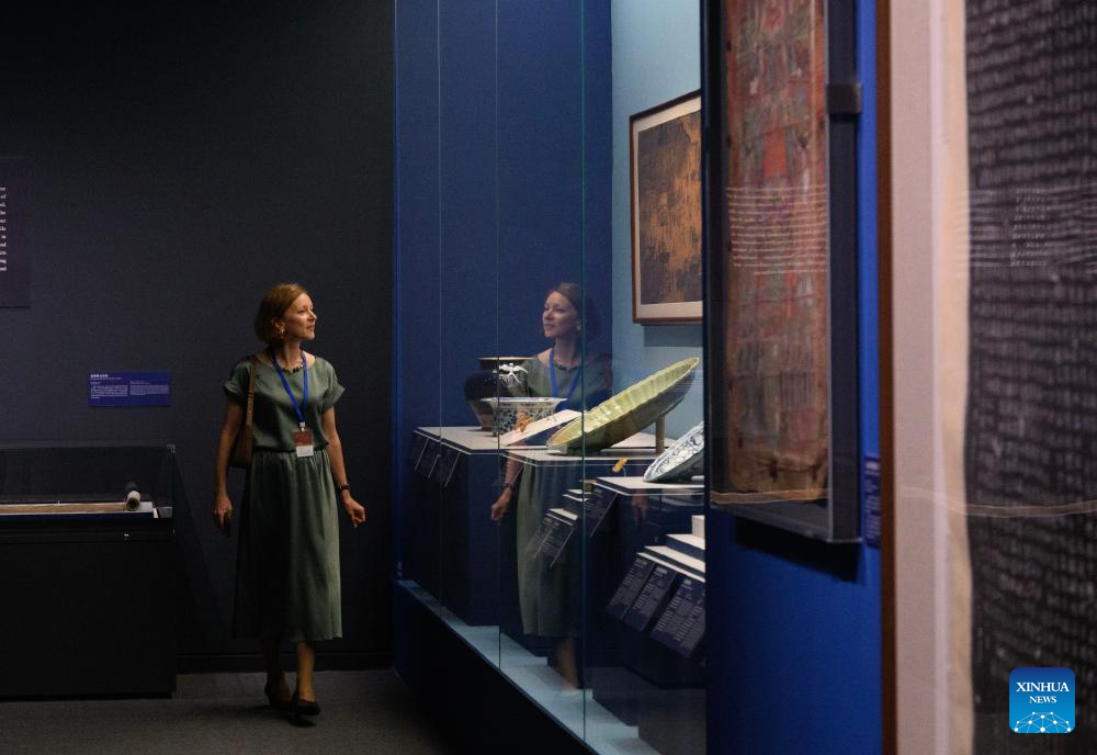 Inaugurada exposição colaborativa sobre o patrimônio cultural dos países da OCS em Pequim