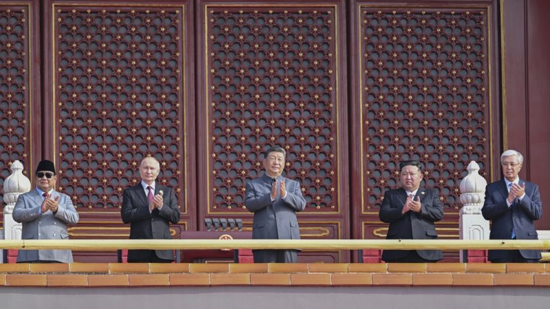 China realiza massivo desfile do Dia da Vitória e promete desenvolvimento pacífico