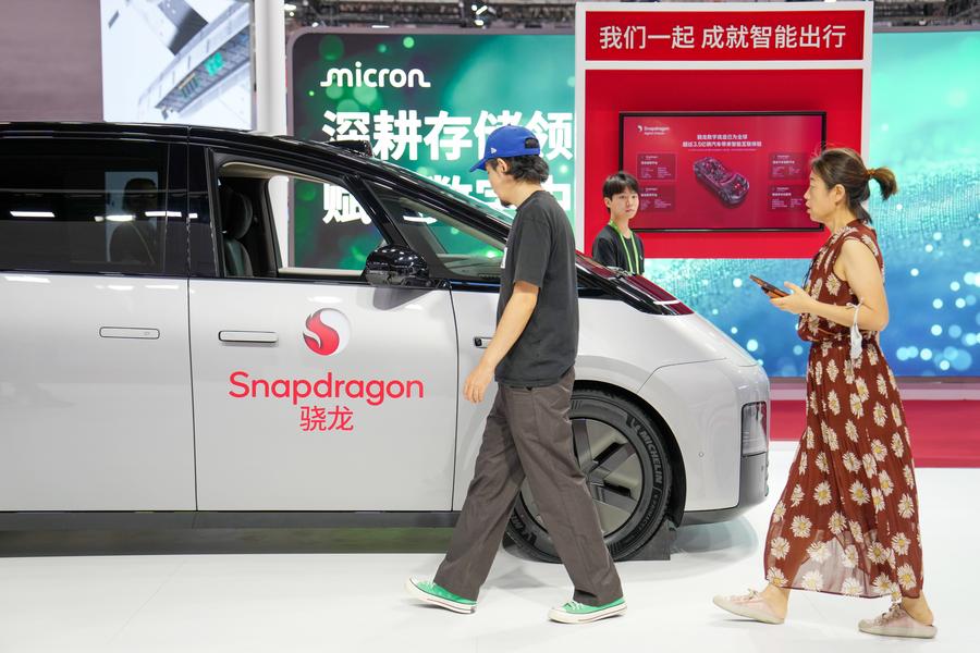 Mercado automotivo da China mantém ímpeto de crescimento em agosto