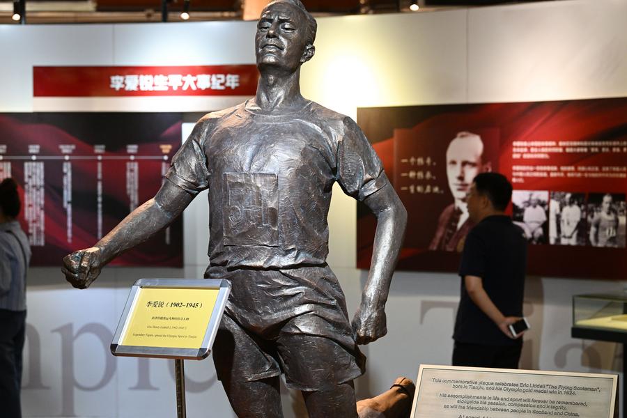 Destaque: O “Escocês Voador” – de medalhista de ouro nas Olimpíadas de Paris a herói de guerra na China