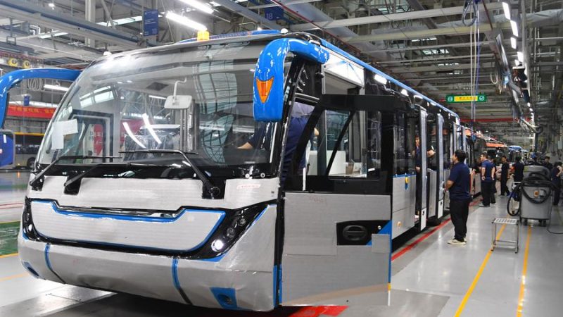 Ônibus de nova energia respondem por 82,7% dos ônibus públicos na China