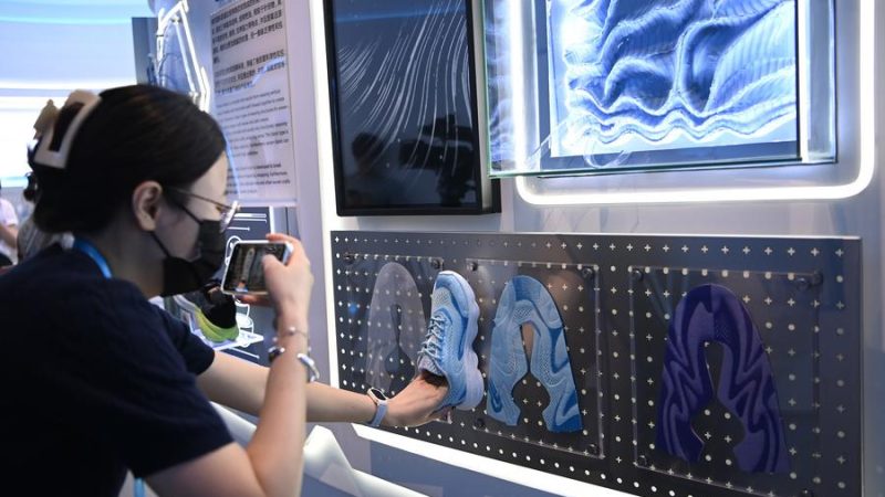 Produção industrial da China mostra crescimento estável e melhoria estrutural