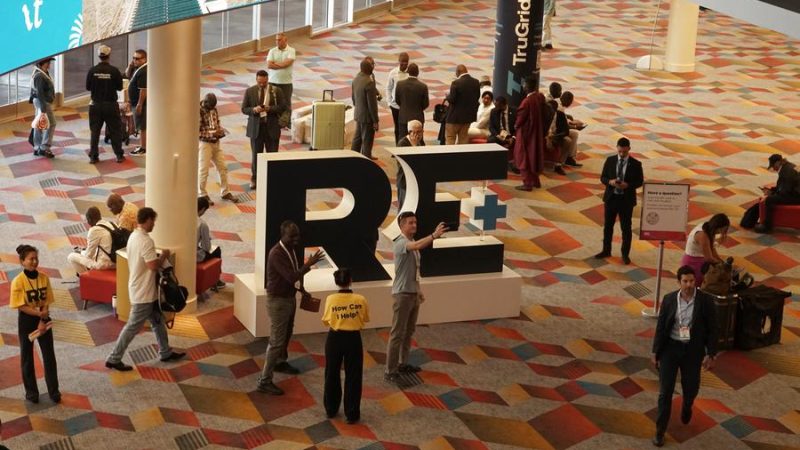 Observatório Econômico: Tarifas prejudicam perspectivas na principal feira de energia limpa da América do Norte