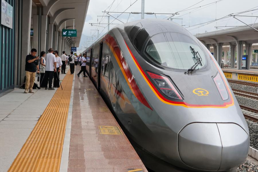 Viagens de passageiros nas ferrovias da China atingem novo recorde entre janeiro e agosto