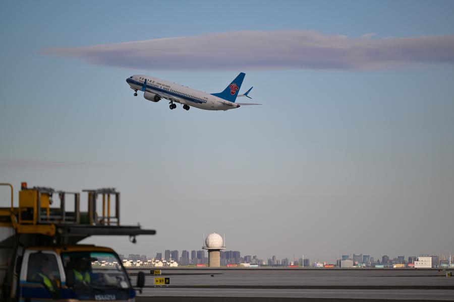 Transporte de aviação civil da China atinge novo recorde em agosto
