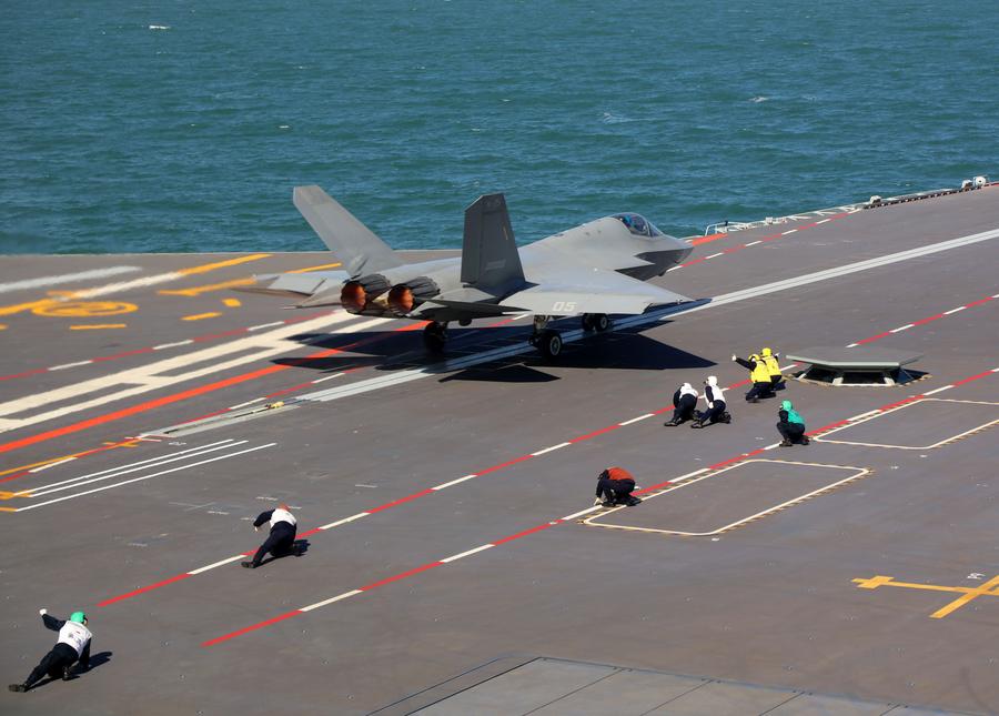 Porta-aviões Fujian obtém capacidades de lançamento por catapulta eletromagnética e de recuperação de aeronaves