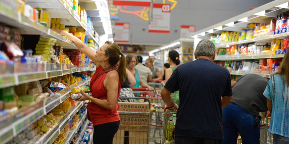 Mercado financeiro brasileiro reduz previsão de inflação para 4,85% em 2025