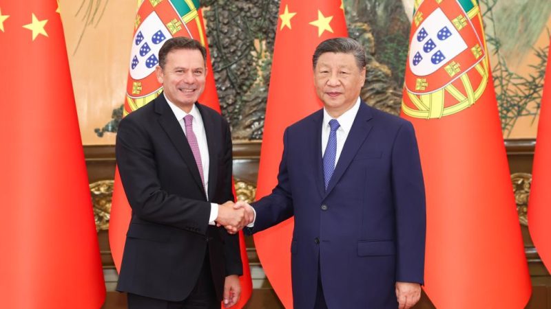 Xi reúne-se com primeiro-ministro português