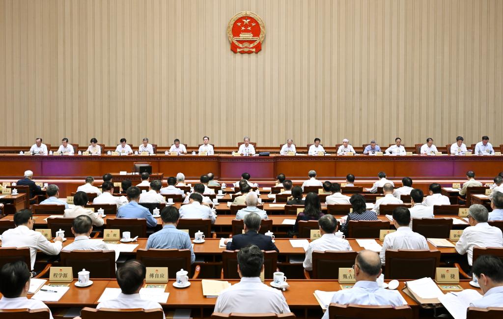 Mais alto órgão legislativo da China conclui sessão do comitê permanente