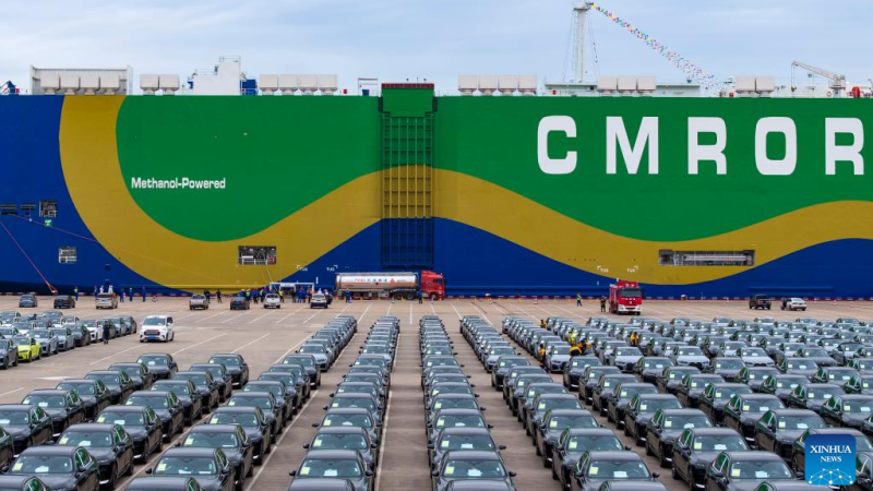 Primeiro abastecimento de metanol verde para navio ro-ro da China é concluído em Tianjin