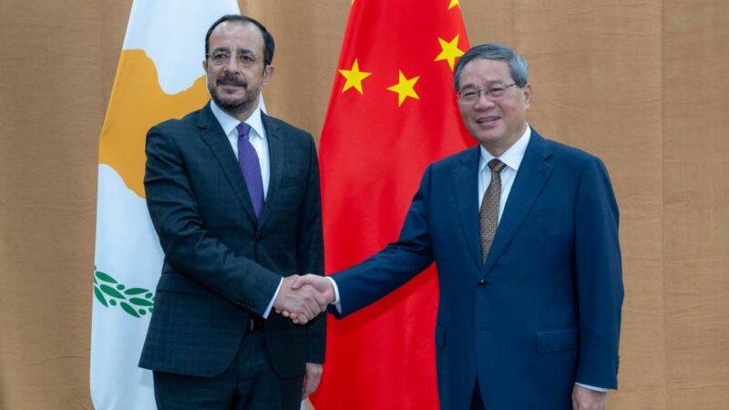 Premiê chinês promete esforços conjuntos com Chipre para expandir comércio