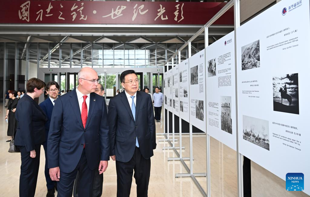 Xinhua e TASS realizam exposição fotográfica para marcar 80º aniversário da vitória na Guerra Antifascista Mundial