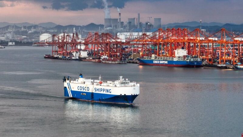 Volume de carga do corredor comercial da China salta 70,3% nos primeiros três trimestres