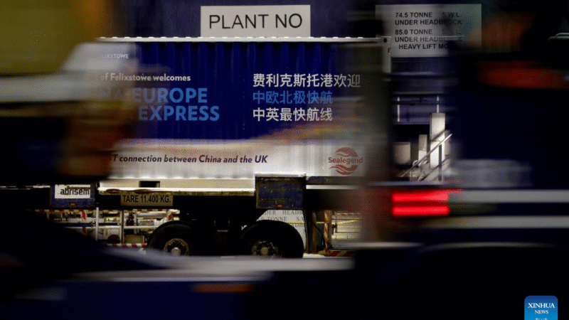 Primeiro navio da rota China-Europa Ártica atraca no Reino Unido