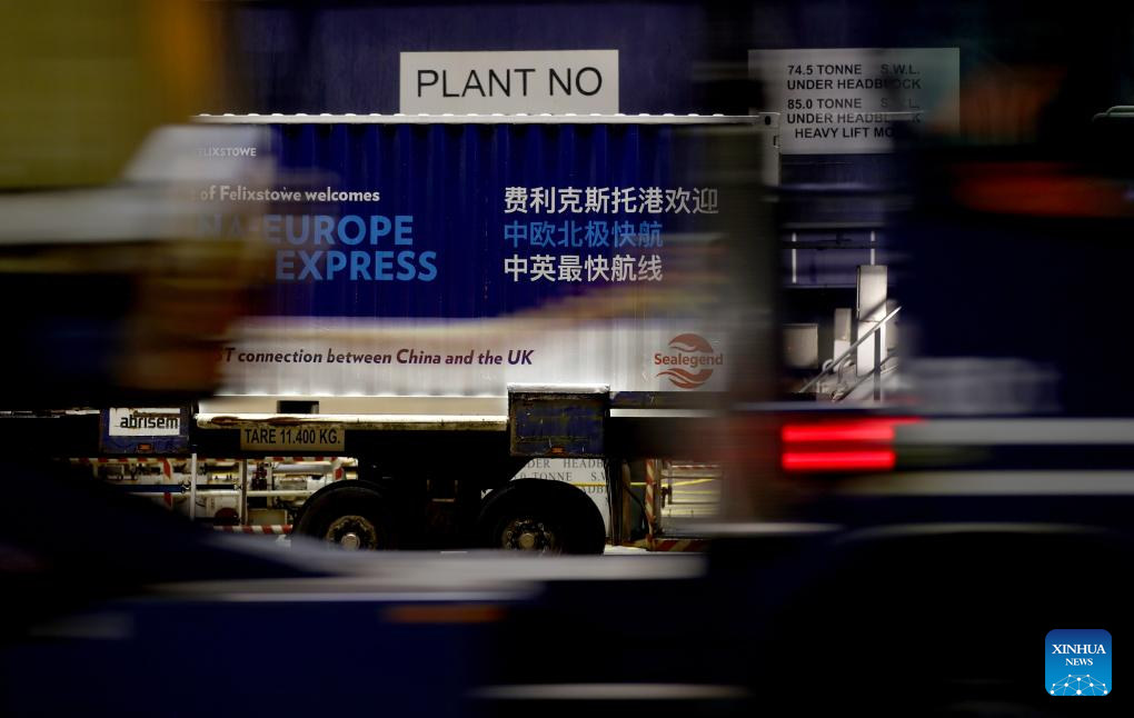 Primeiro navio da rota China-Europa Ártica atraca no Reino Unido