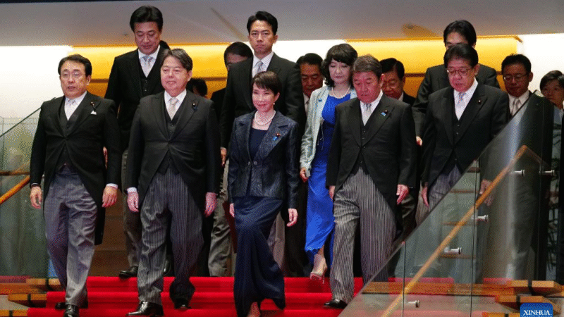 O que saber sobre a ascensão ao poder da primeira primeira-ministra do Japão, Takaichi?