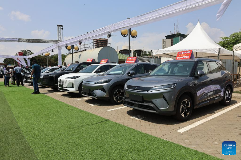 Tecnologia chinesa é destaque na feira de transporte e logística de Gana