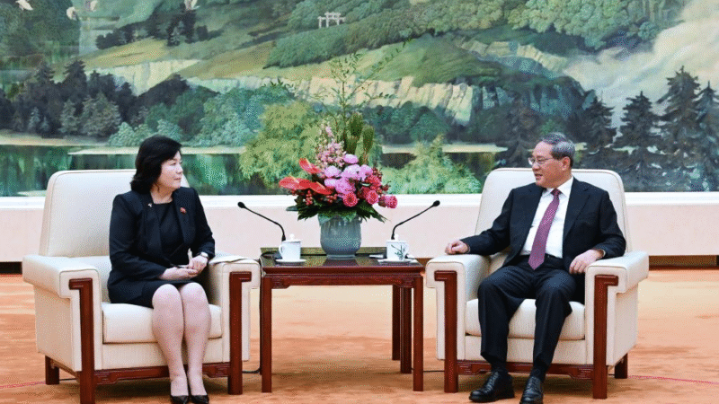 Premiê chinês reúne-se com chanceler da RPDC