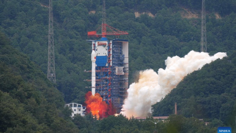 China lança com sucesso novo satélite