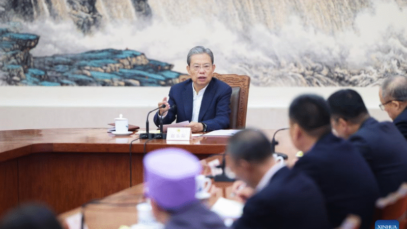 Legisladores chineses são instados a estudar e implementar princípios orientadores do plenário do PCCh