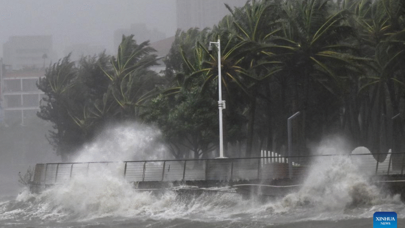 Tufão Matmo provoca evacuações em massa no sul da China