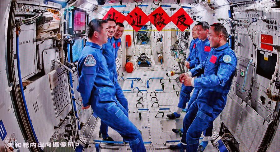 Tripulação da Shenzhou-20 retornará à Terra em 5 de novembro