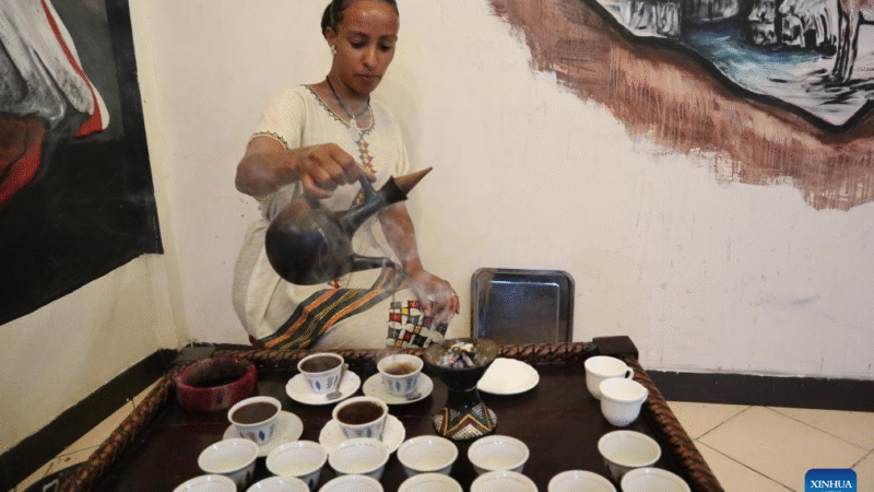 Produtores de café etíopes buscam ampliar mercado chinês por meio da CIIE em Shanghai