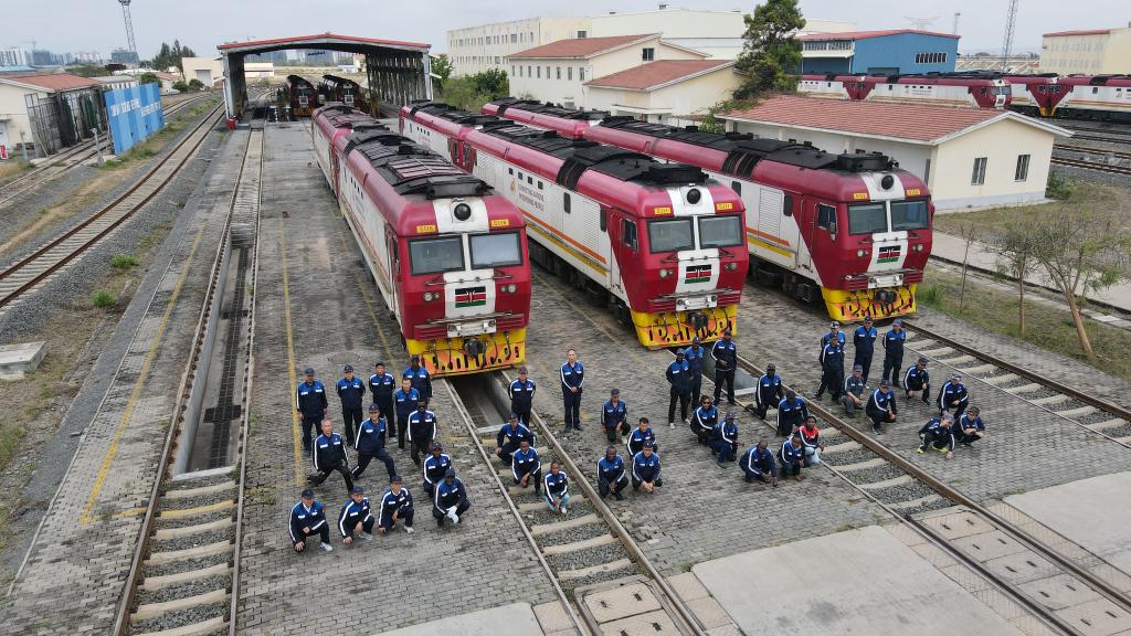 Quatro iniciativas globais da China aprimoram regras da cooperação global no século 21