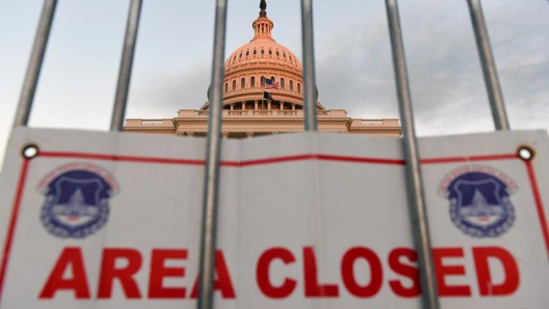 Por que não há previsão para o fim da paralisação do governo dos EUA