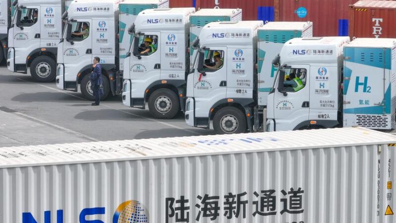 Corredor comercial da China registra aumento no transporte rodoviário de mercadorias