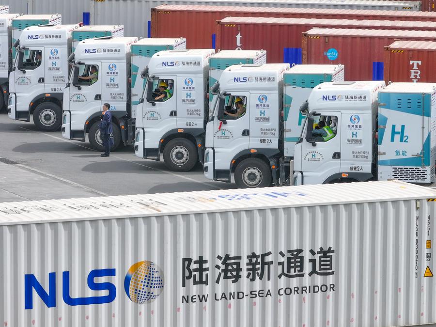 Corredor comercial da China registra aumento no transporte rodoviário de mercadorias