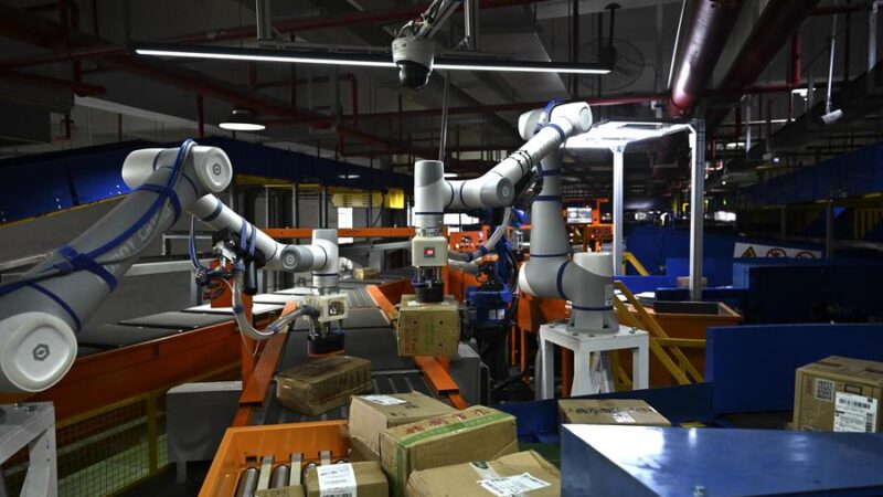 Setor de entregas expressas da China registra crescimento estável nos primeiros 10 meses