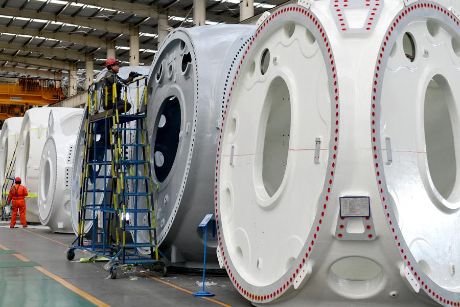 Lucros industriais da China continuam recuperação estável em meio a apoio político