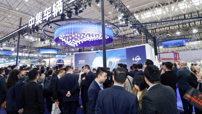 Feira Internacional de Veículos Comerciais da China é inaugurada em Wuhan, com participação da delegação brasileira