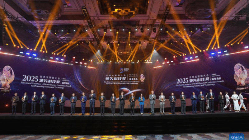 Conferência Mundial da Internet premia projetos pioneiros em ciência e tecnologia